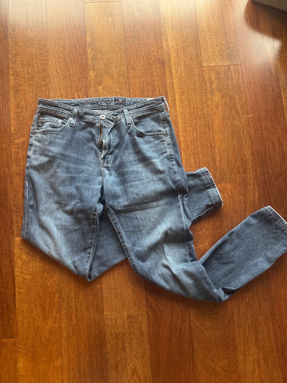 AG The Everett Jeans | 33 x 34